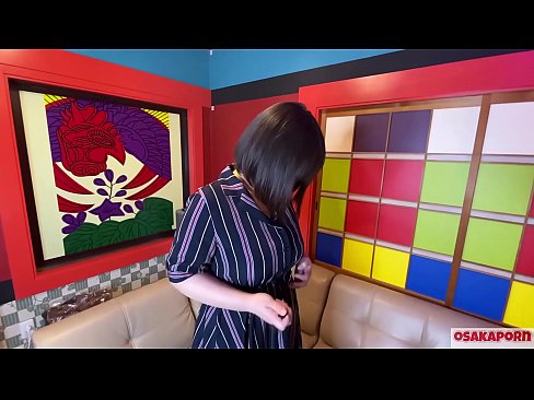 ❤️ મોટા સ્તનો સાથેની જાપાનીઝ ક્યુટી સેક્સ ટોય સાથે હસ્તમૈથુન કરે છે અને ઉગ્ર ઉત્તેજનાનો અતિરેક અનુભવે છે. તેણીએ એક મુલાકાતમાં તેના વાહિયાત અનુભવ વિશે વાત કરી. વિશાળ tits અને રુવાંટીવાળું pussy મોટેથી moaning. ઓસાકાપોર્ન ❤️  સેક્સ  ﹏